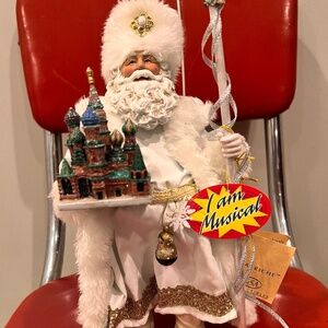 Fabriche collectible musical Santa figurine by Kurt Adler